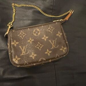 Vintage Louis Vuitton Pochette Accessories Monogram Canvas